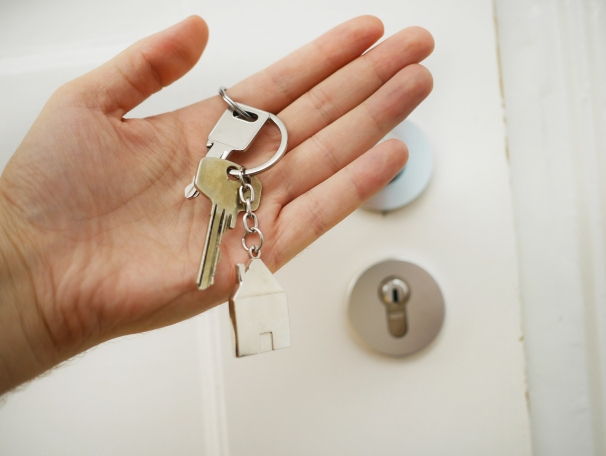 https://AmandaMoeser.StopRentingStartOwning.com